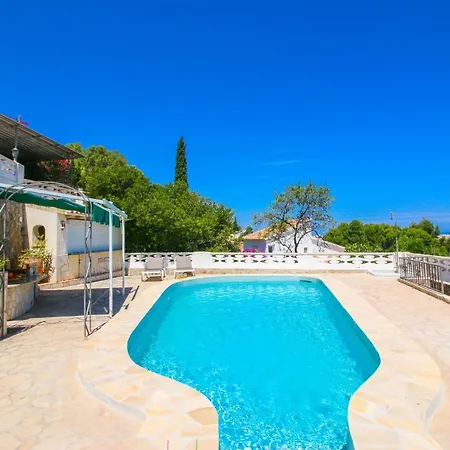 Tosal Gros St 10p By Carlosferien Villa