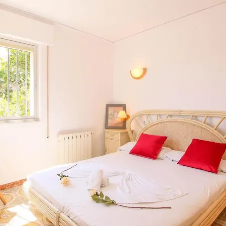 Tosal Gros St 10p By Carlosferien *