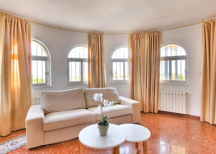 Tosal Gros St 10p By Carlosferien デニア